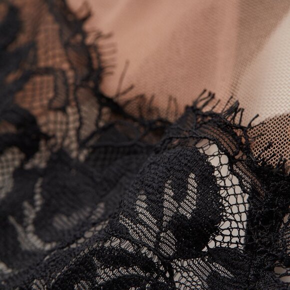 Intimissimi Lingerie 2-piece Triangle Bra (34C) and Pantie (S) Set - Picture 12 of 15